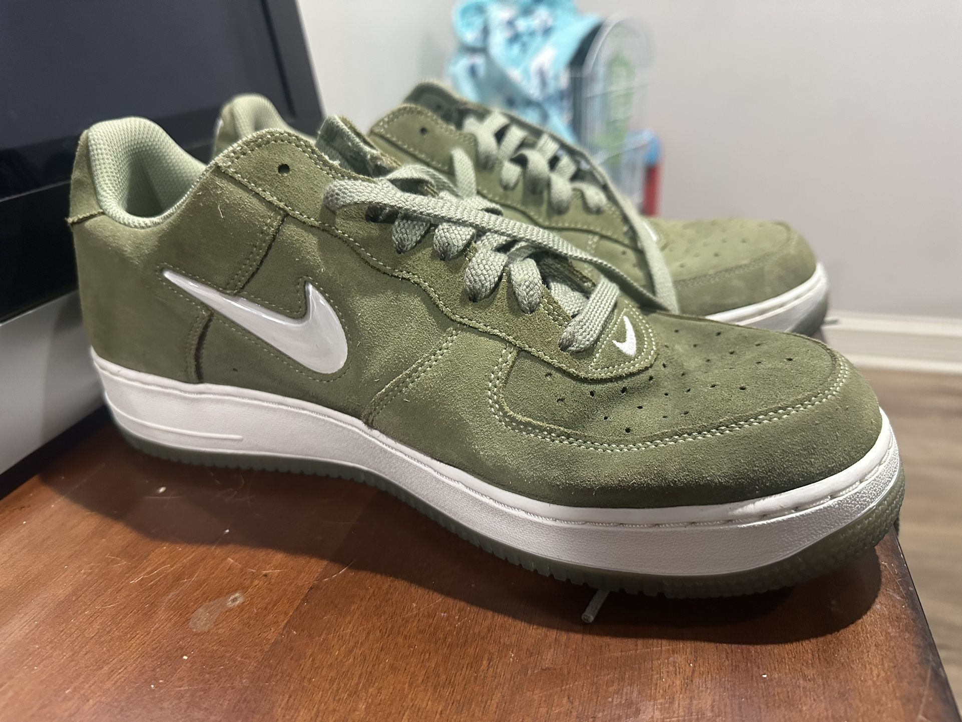 Nike Air Force 1 Low Olive Green Suede Size 12 - photo 4