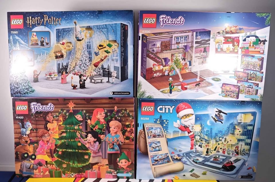 Retired LEGO Advent Calendars City/Friends/HP (2020/2021) - photo 2
