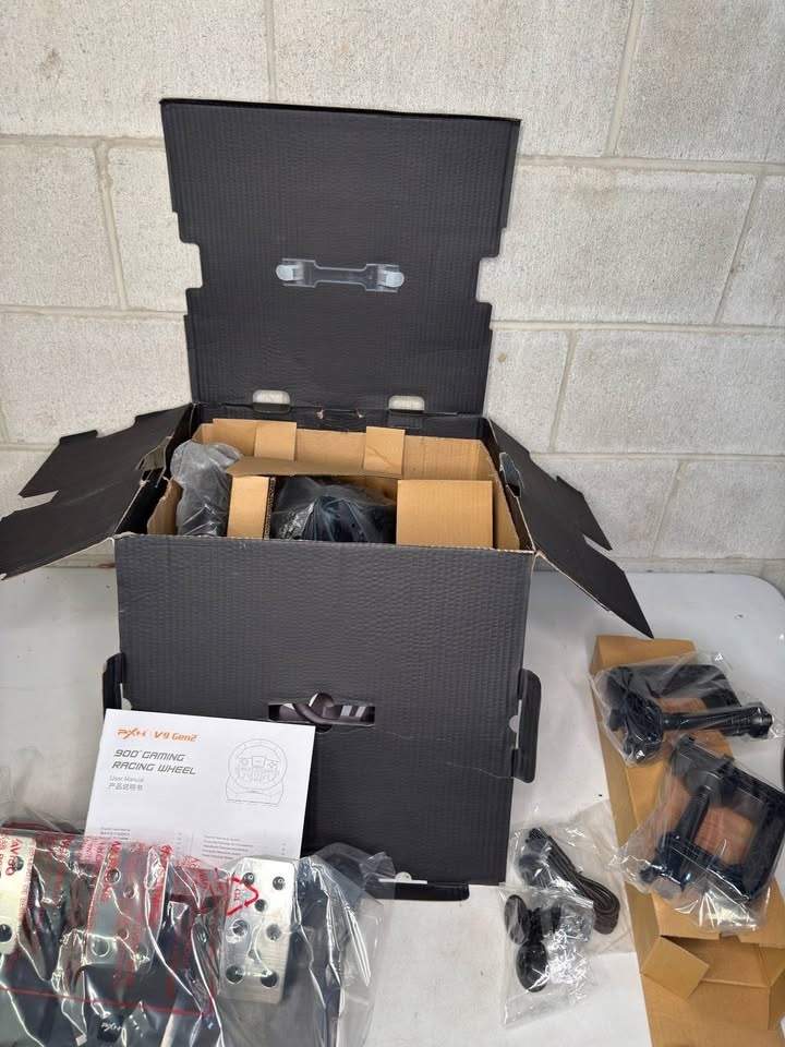 PXN V9 Gen2 Racing Wheel w/ Pedals & Shifter - photo 3