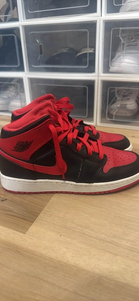 Mid Jordan 1 - photo 2