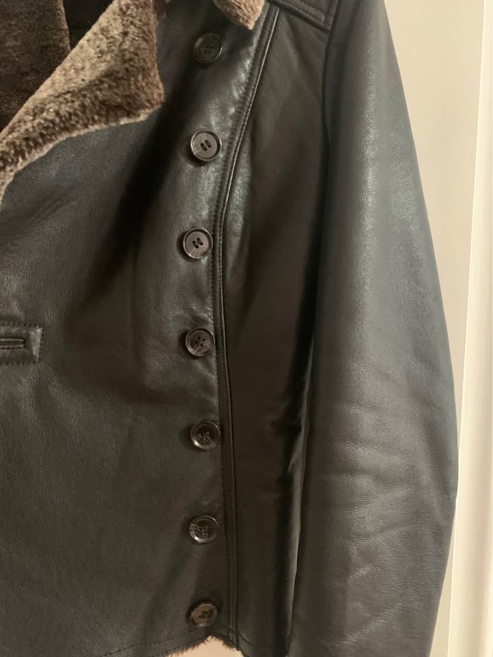 Danier Leather Jacket - photo 3