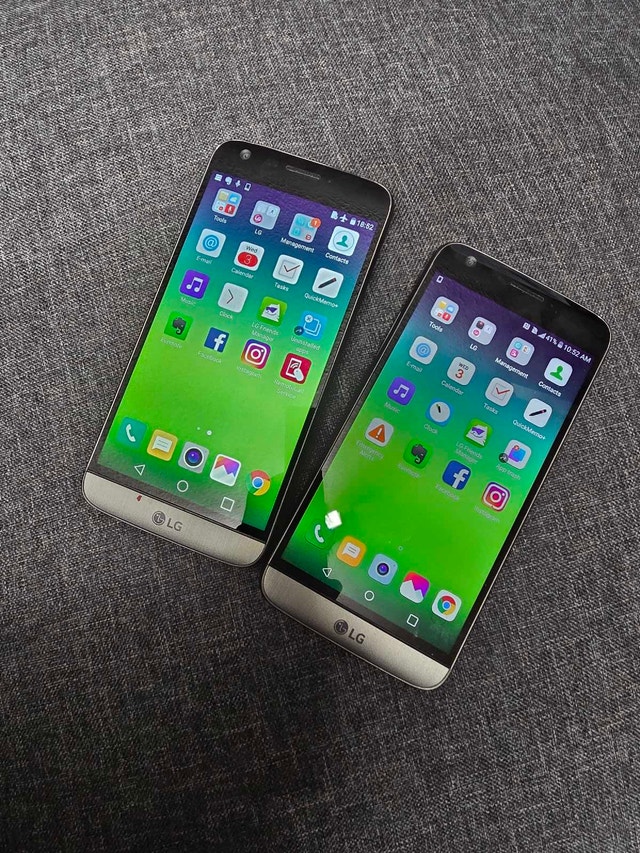 2 LG G5 Phones for Sale - photo 2