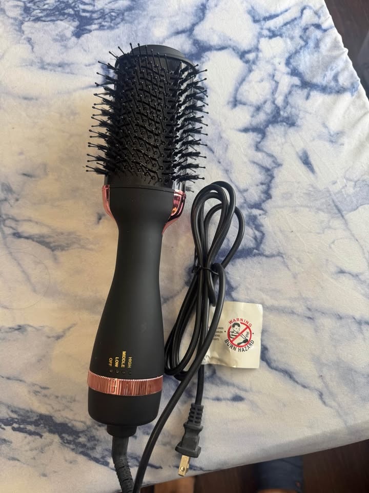 One-Step Hair Dryer & Volumizer - photo 2