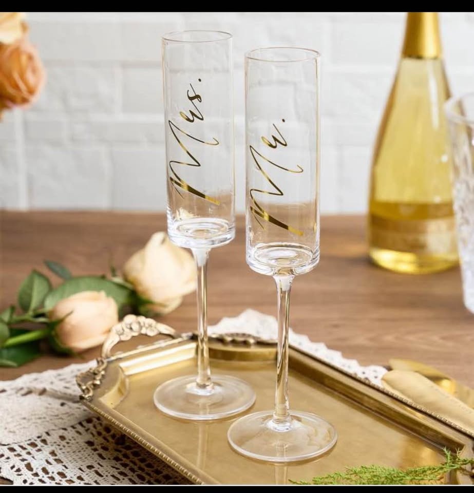 Brand New Engraved Wedding Glass & Cake Utensil Set - photo 5