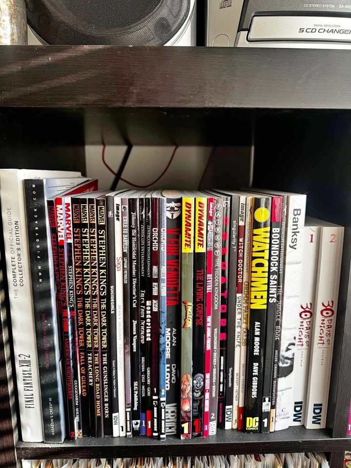 Massive Graphic Novel & Comic Book Collection – Unread, Excellen