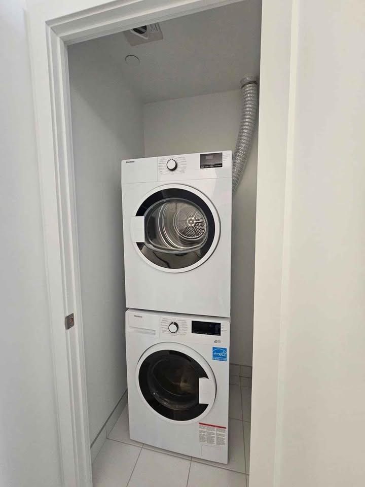 1 Bed 1 Bath Apartment - Markahm, On - photo 4