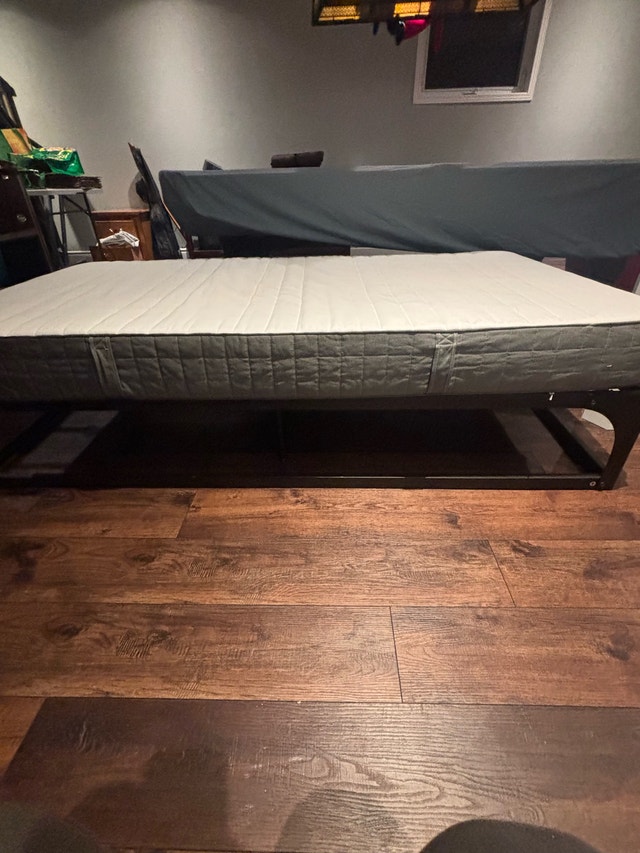 IKEA SINGLE/TWIN Metal Bed Frame with Morgedal Mattress