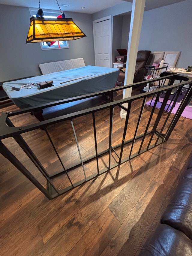 IKEA SINGLE/TWIN Metal Bed Frame with Morgedal Mattress - photo 3