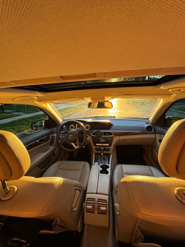 2013 Mercedes-Benz C-Class C300 Sedan
