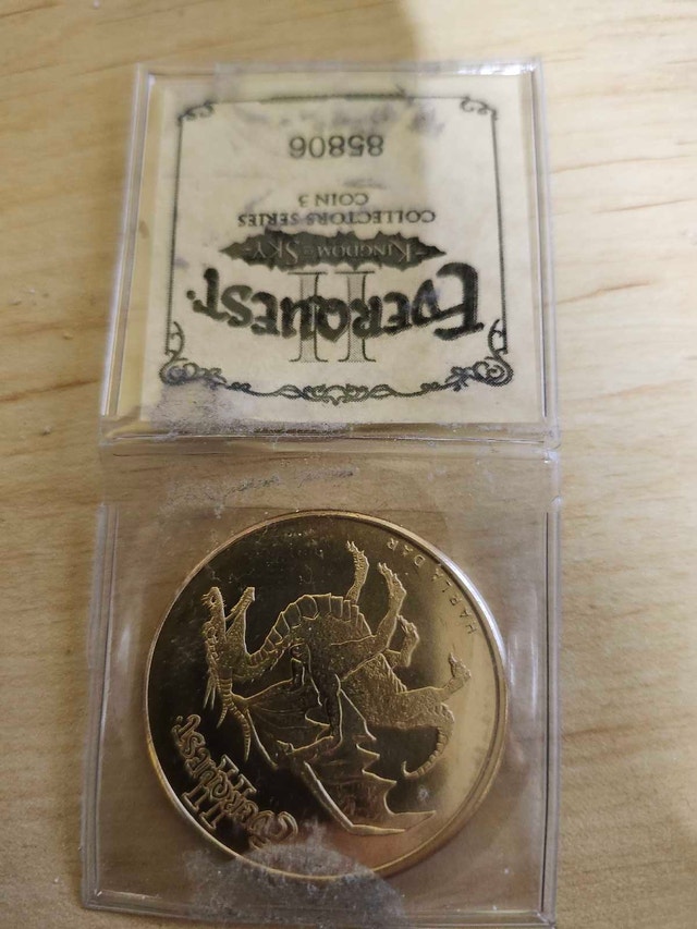 Everquest II Kingdom of Sky Collector's Coin - photo 2