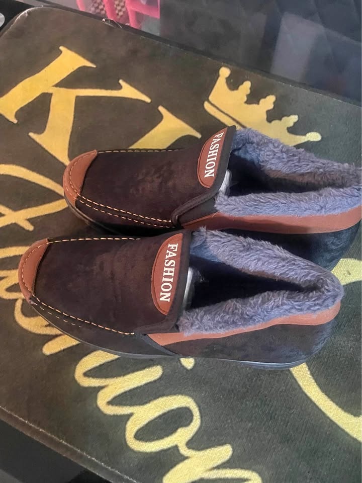 Warm/cosy winter snow boots