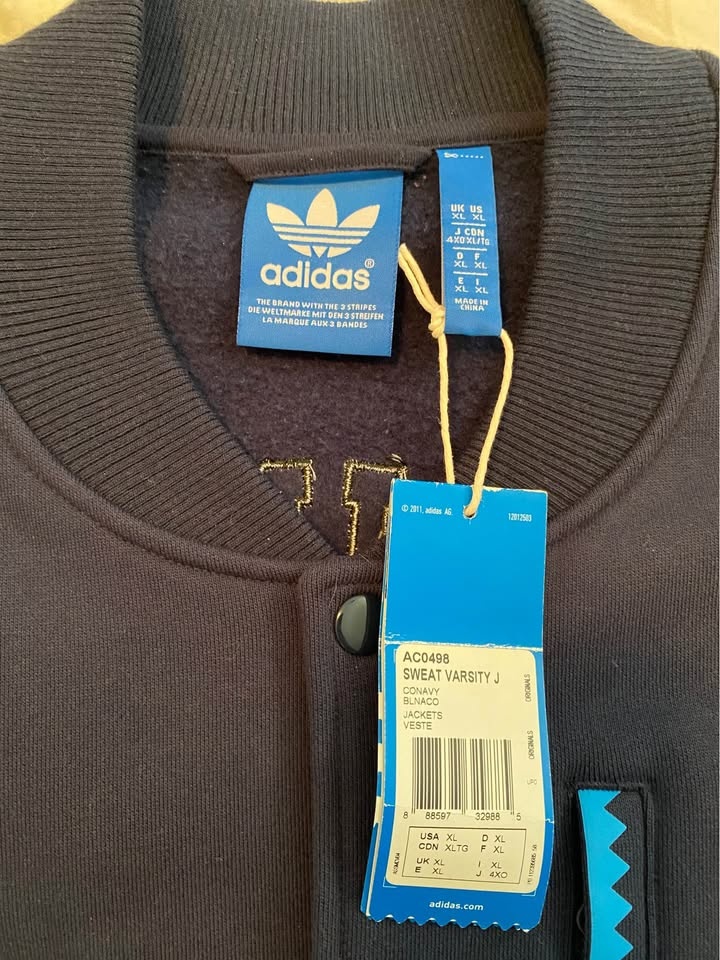 Adidas Varsity Bomber Jacket XL - photo 4