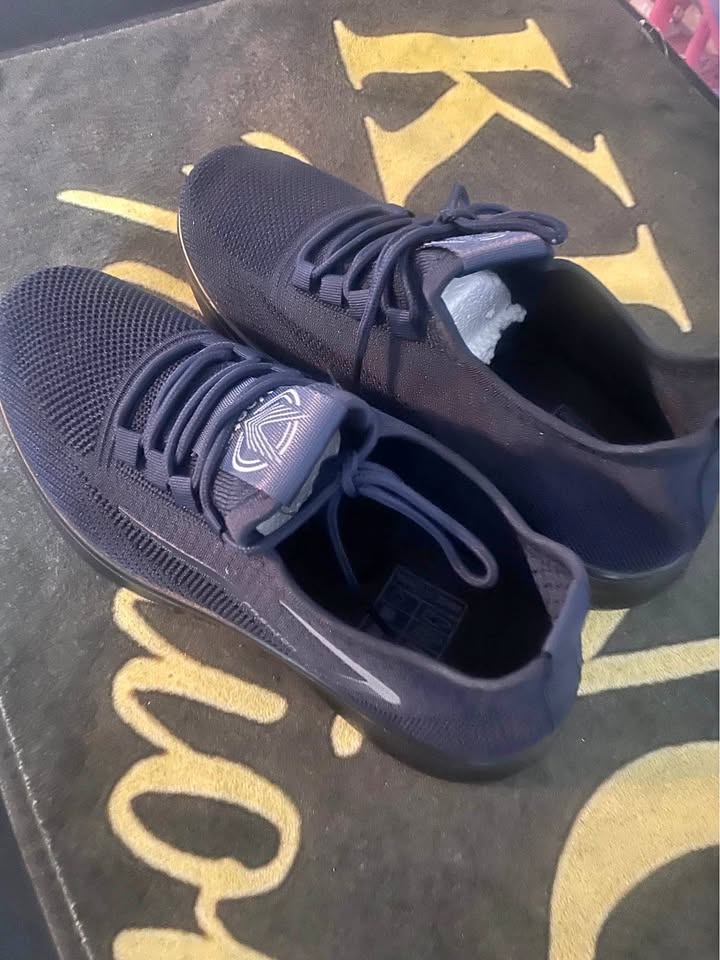 Women fashion shoes