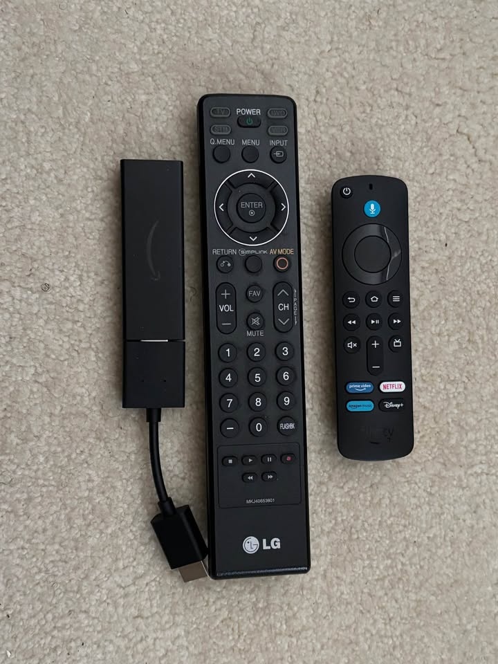 LG Flat Screen 47" - photo 4