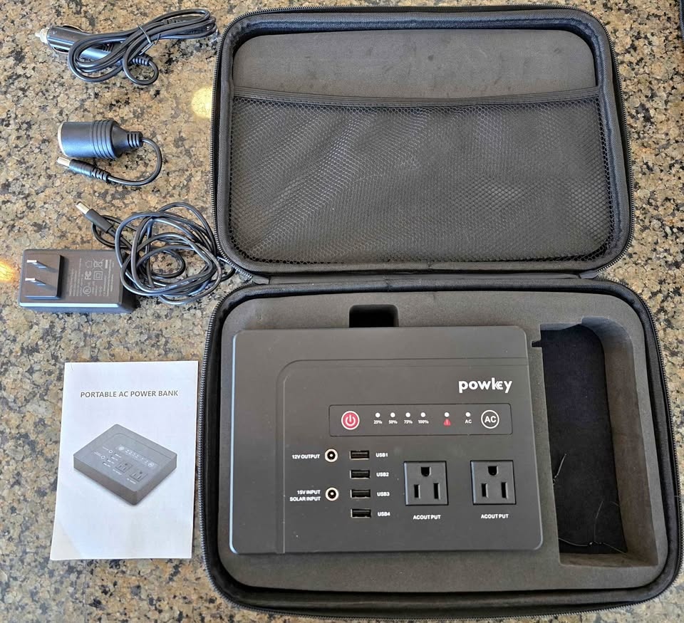 Powkey HP200 Power Bank + Solar Panel