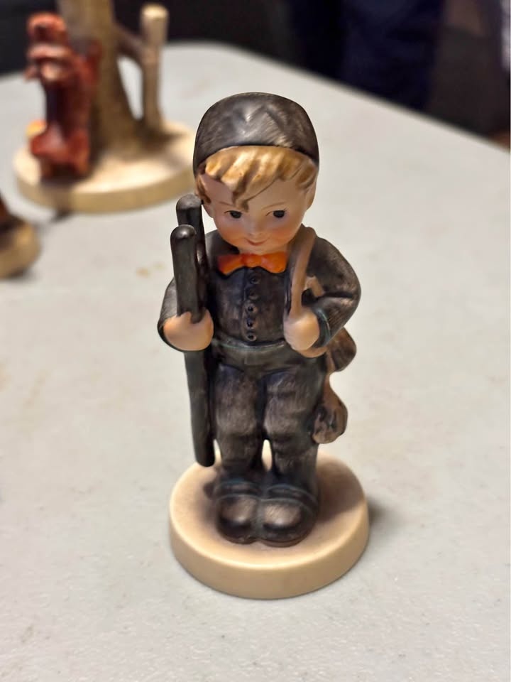 Hummel Chimney Sweep Figurine HUM 12/I
