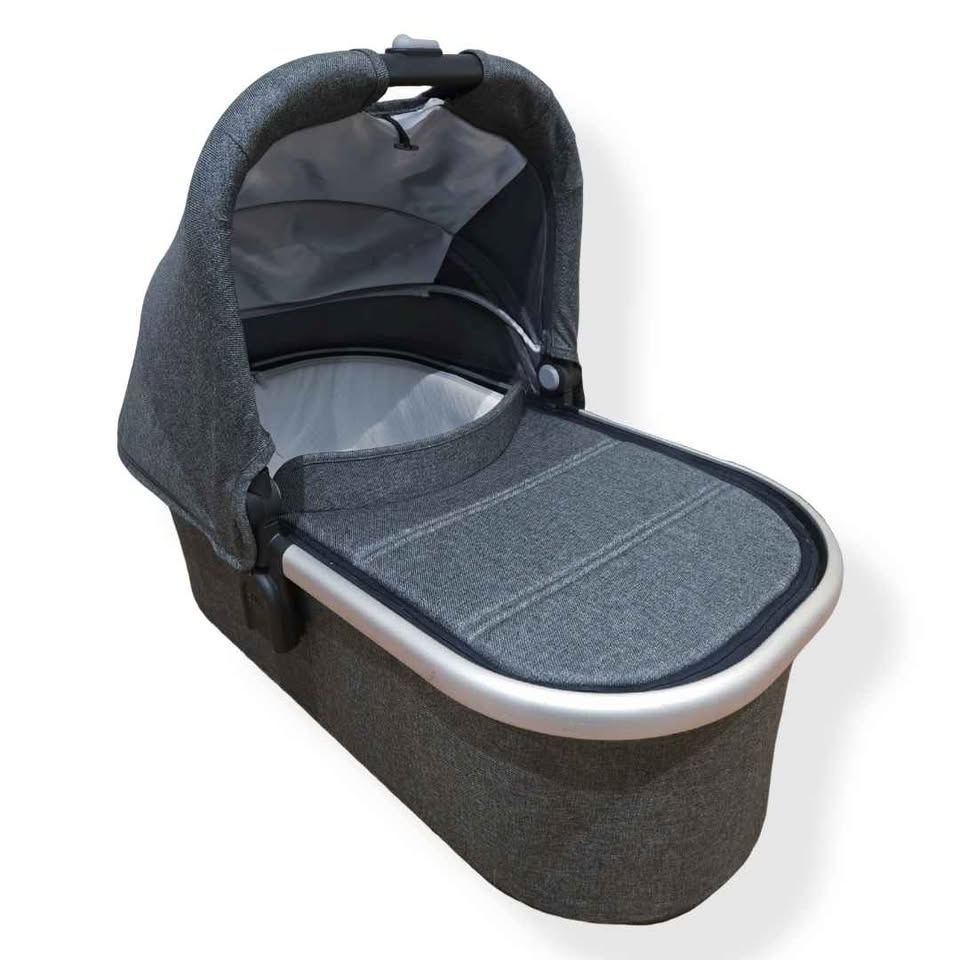 UPPAbaby V2 Bassinet + Travel Case - Jordan Charcoal - photo 3