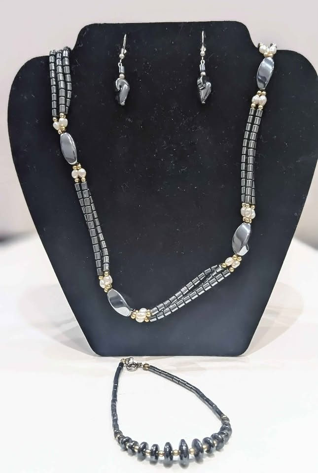 Vintage Hematite Necklace, Heart Earrings & Ankle Bracelet Set - photo 4