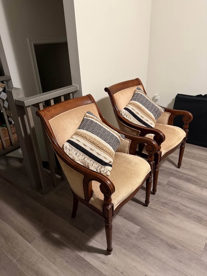 Pair of Upholstered Wooden Accent Chairs - photo 2