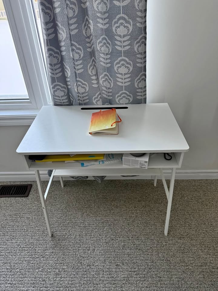 Modern White Desk w Storage