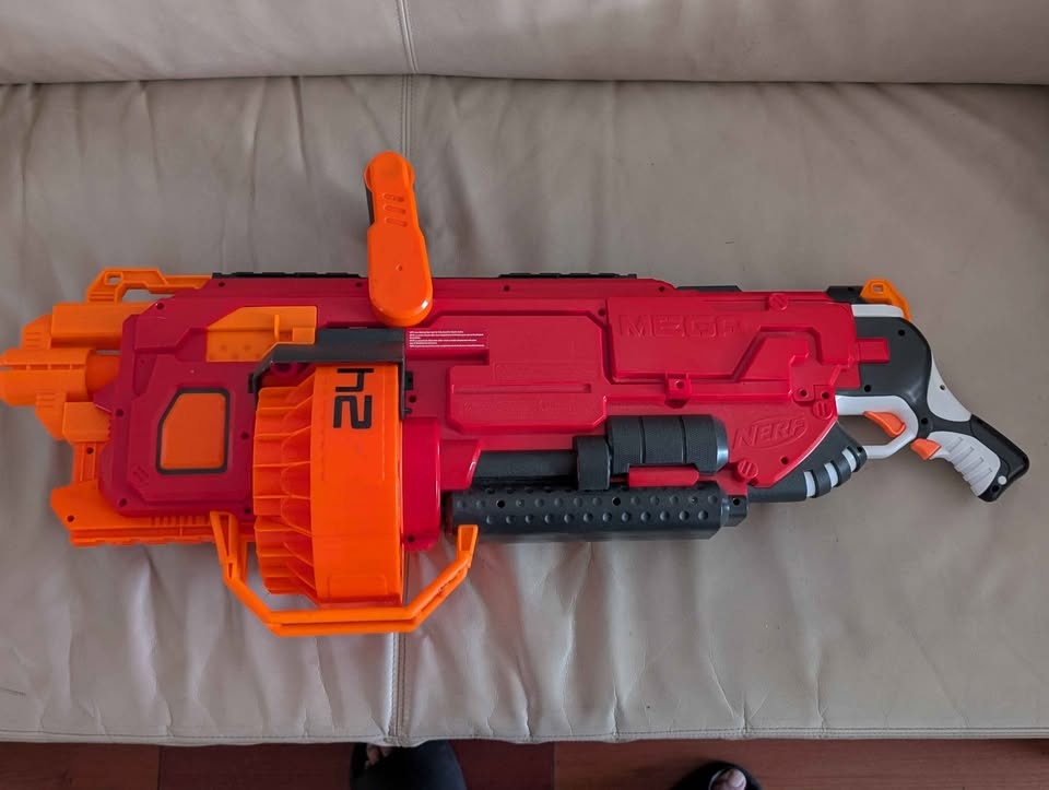 Mega Nerf Gun - photo 2