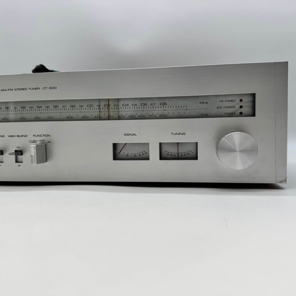 Vintage Yamaha CT-600 AM/FM Stereo Tuner – Working – With Manual - photo 4