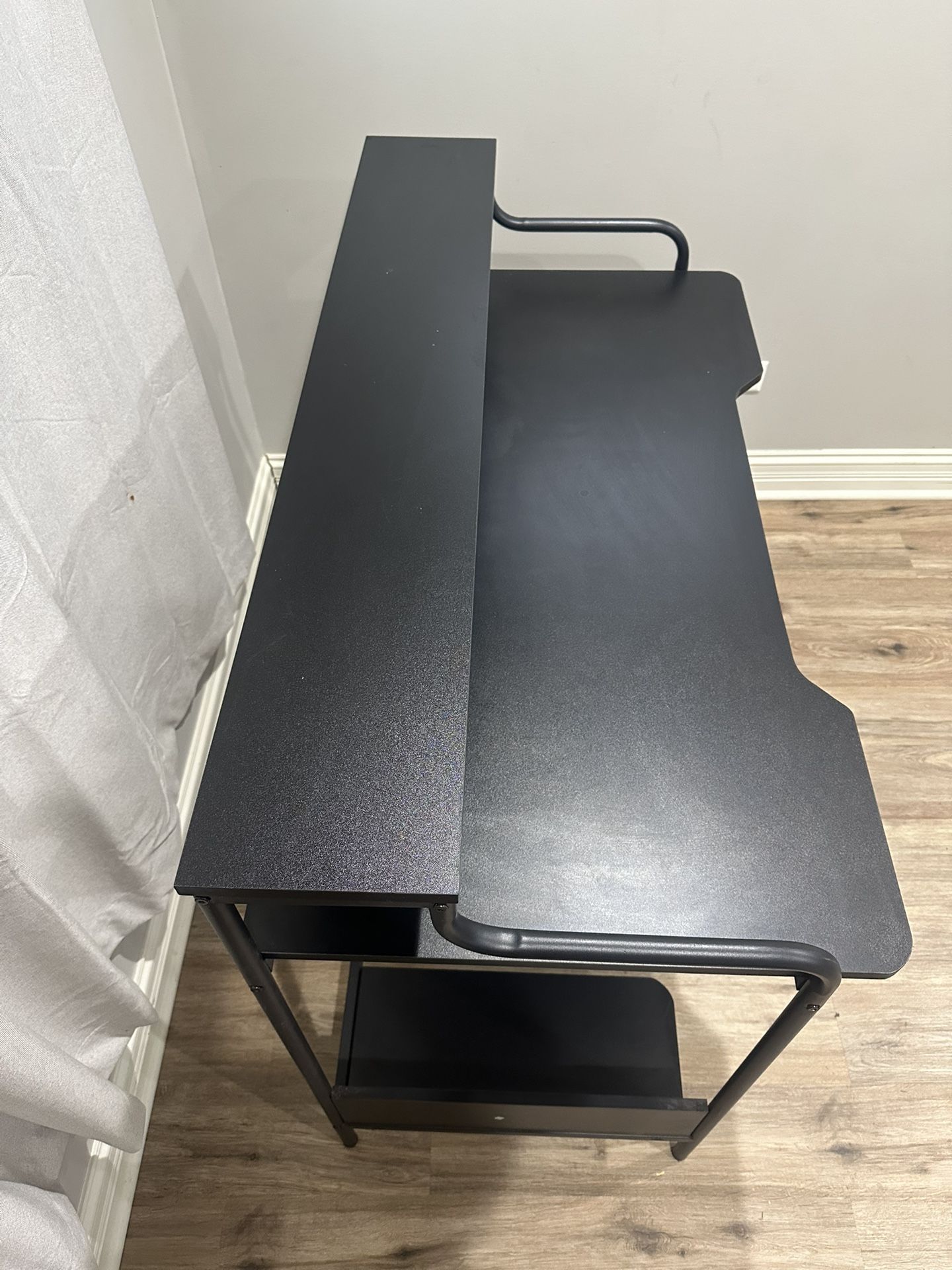 Modern Gaming Desk with Upper Shelf & Storage - photo 4