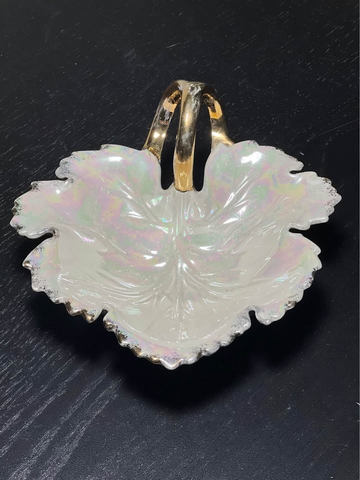 Vintage Iridescent Ceramic Leaf Dish w/ Gold Handle - photo 2