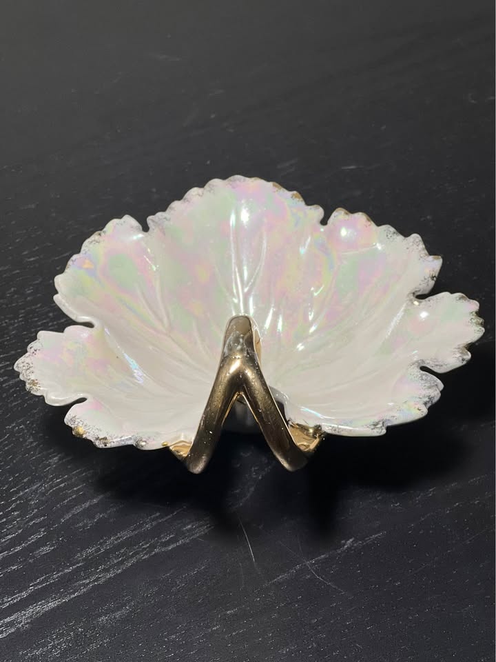Vintage Iridescent Ceramic Leaf Dish w/ Gold Handle - photo 4