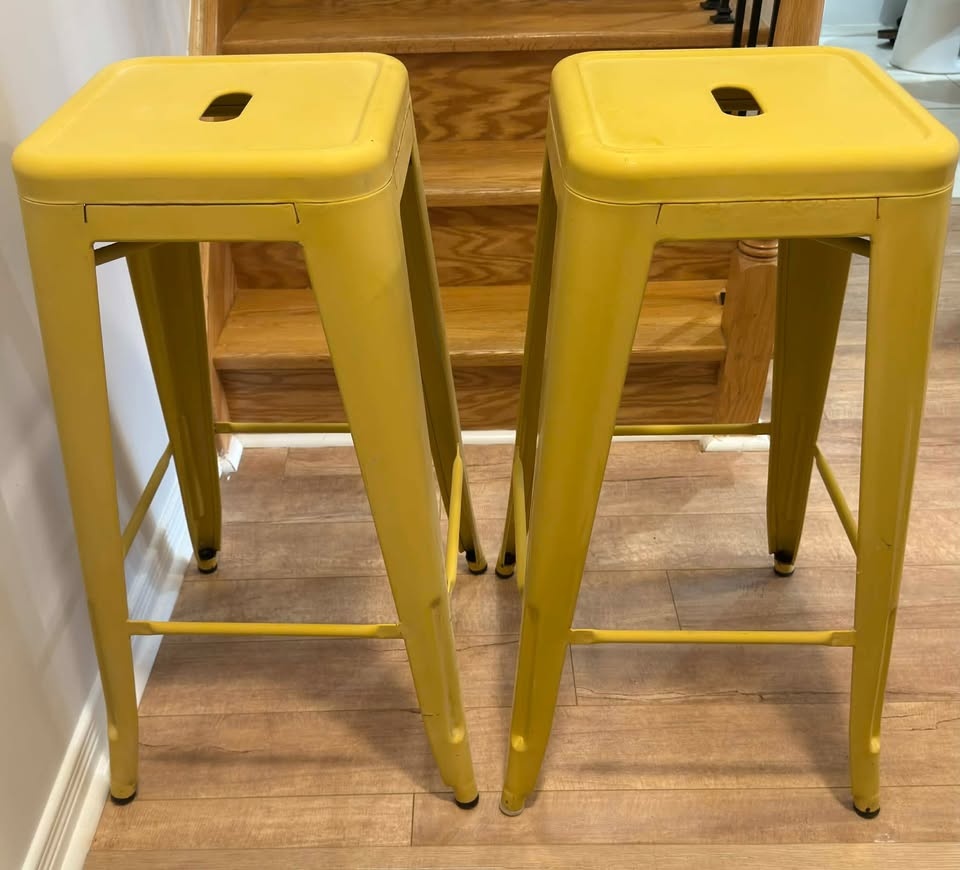 Yellow Bar/Counter/Patio Stools, Set of 2 - photo 4