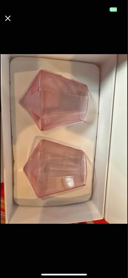 Brand New Diamond Glass Set - 2 Pieces