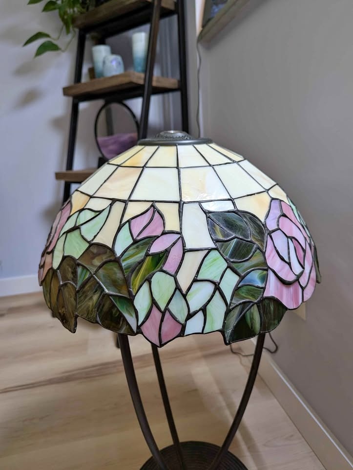 Vintage Tiffany style lampshade