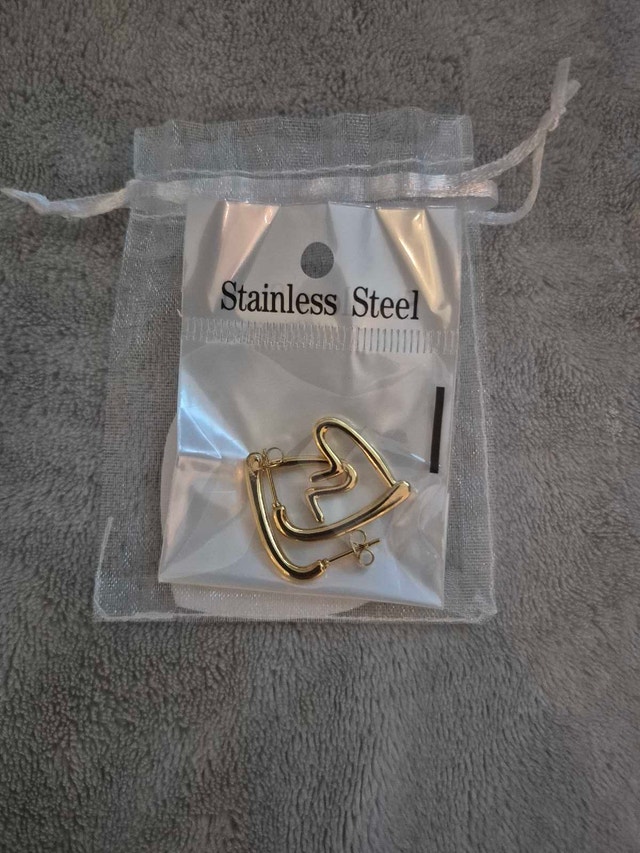 Heart Earrings - photo 2