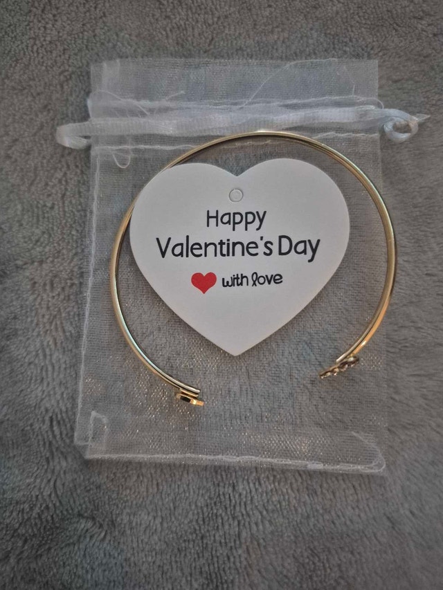 Gold Tone Bangle Bracelet with Heart Details - photo 3