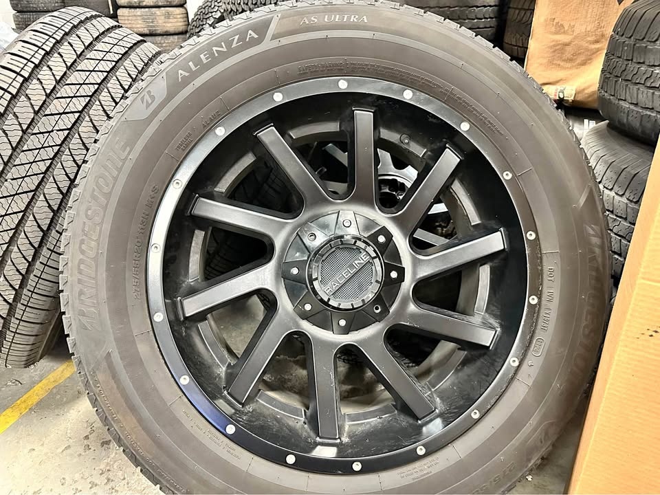 Alloy Wheels & Tires Set for Ford F150
