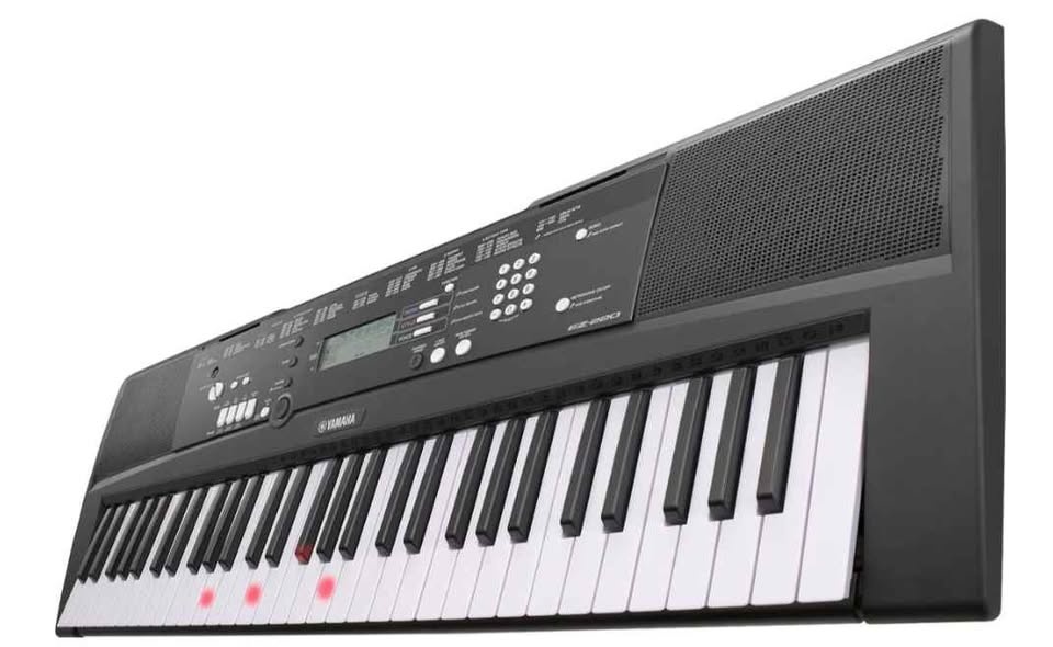 Yamaha EZ-220 Digital Keyboard (Lighted Keys) + Sustain Pedal - photo 3