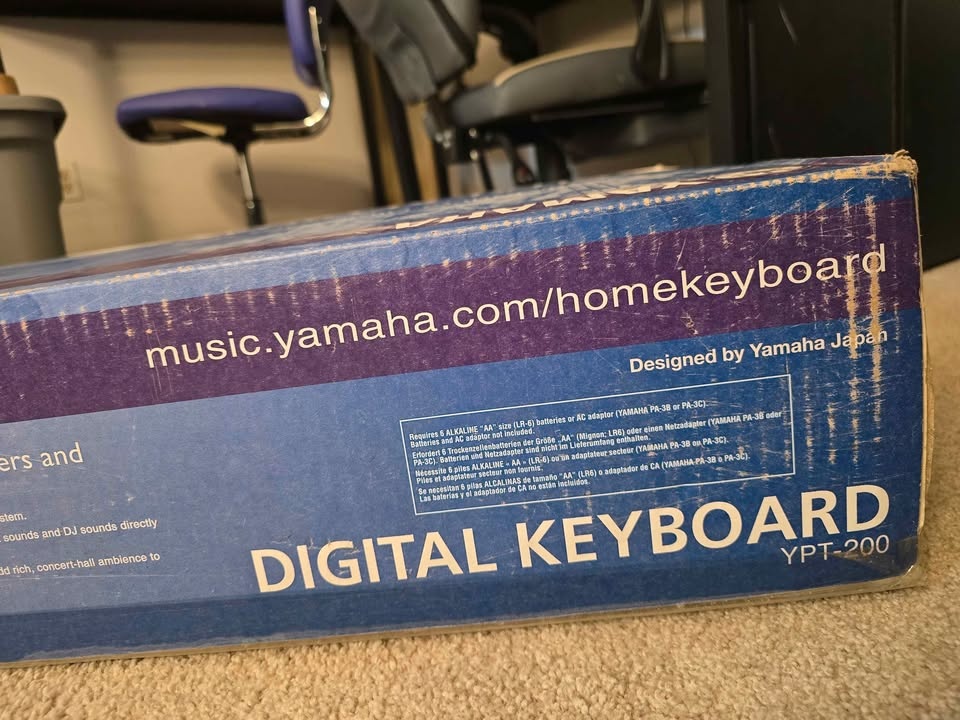 Yamaha YPT 200 Digital Keyboard Piano - photo 2