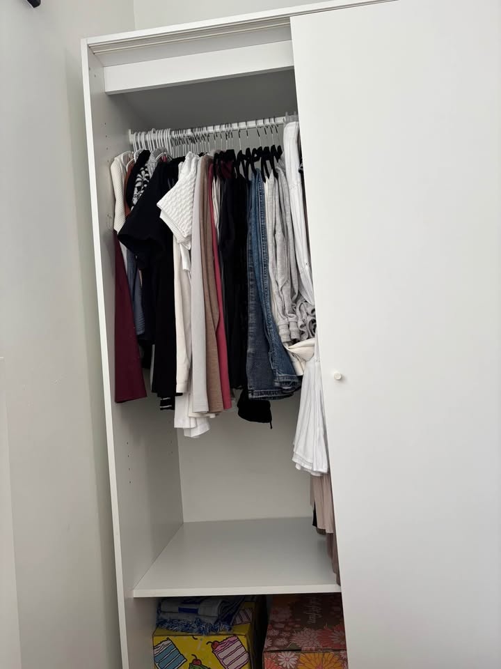 IKEA KLEPPSTAD wardrobes with sliding doors (white) - photo 3