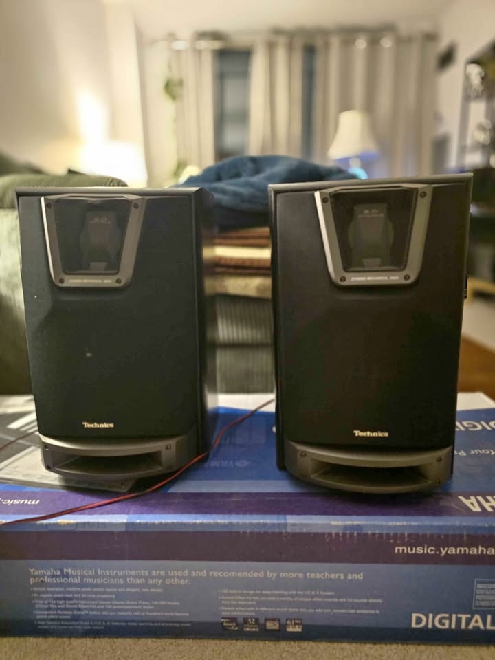 Technics SB-EH50 3-Way Bookshelf Speakers (Pair)