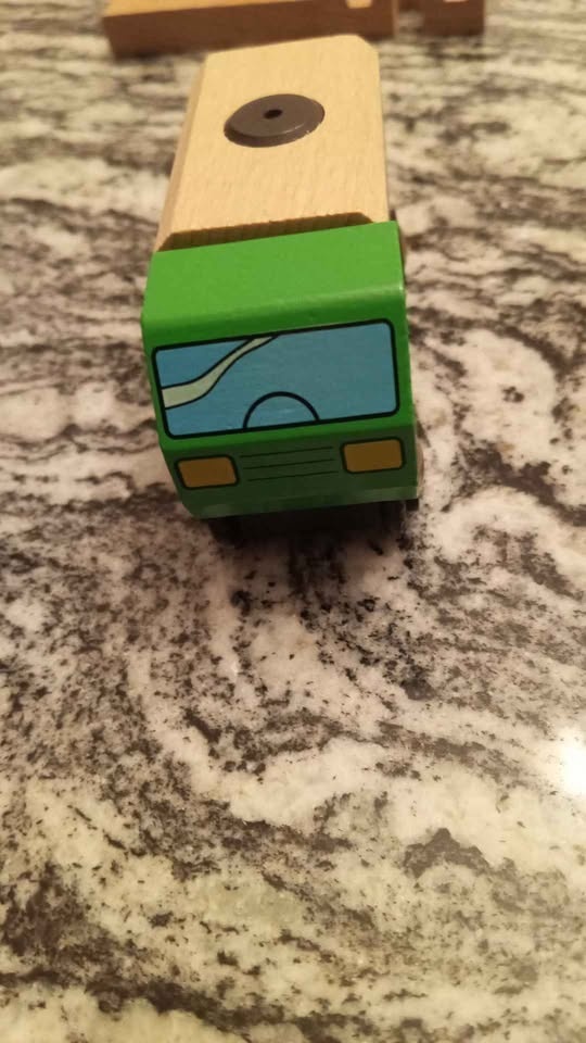 BRIO Load and Carry Tractor Trailer - photo 2