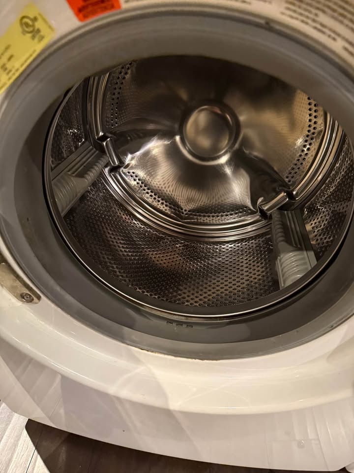 Samsung Washer and Dryer - photo 4