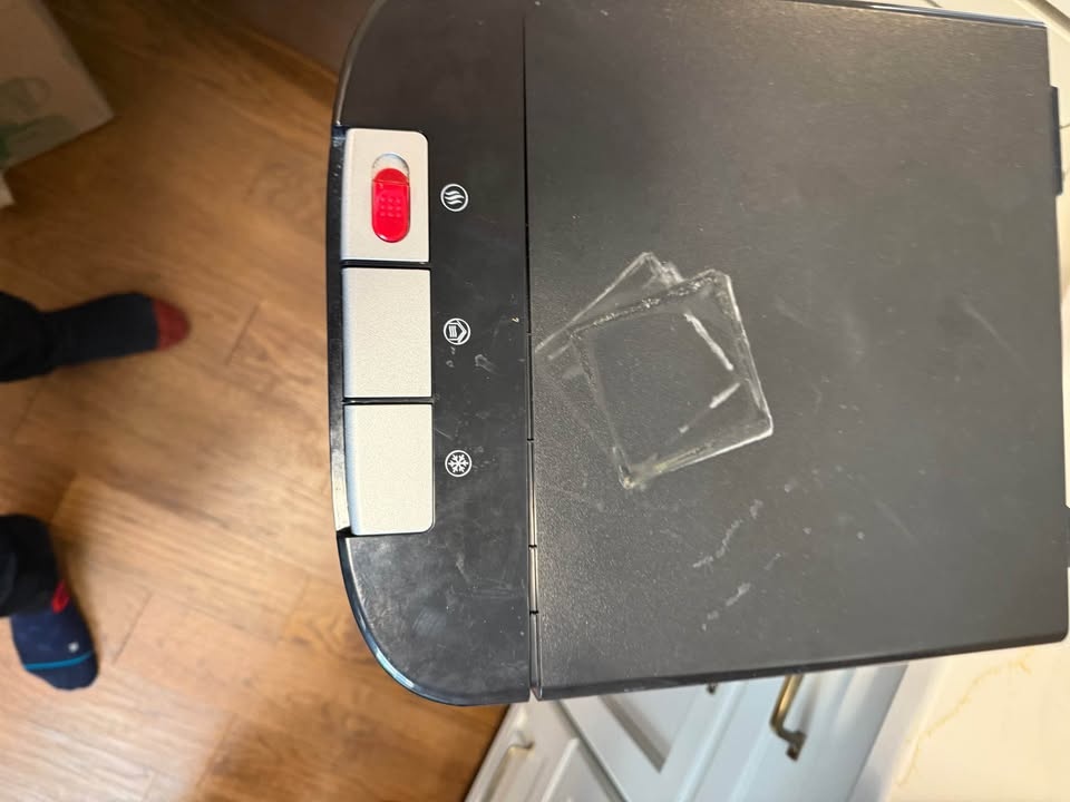 Water Dispenser - photo 3