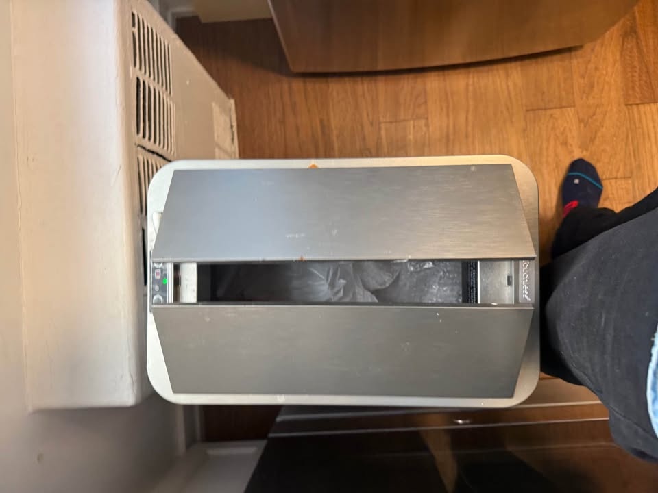 Automatic Trash Can - photo 2