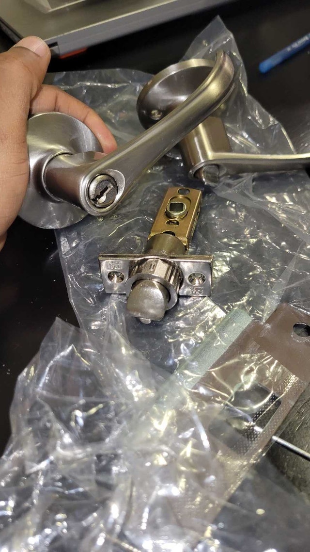 Used Door Knob Locksets - Mixed Quantity - photo 2
