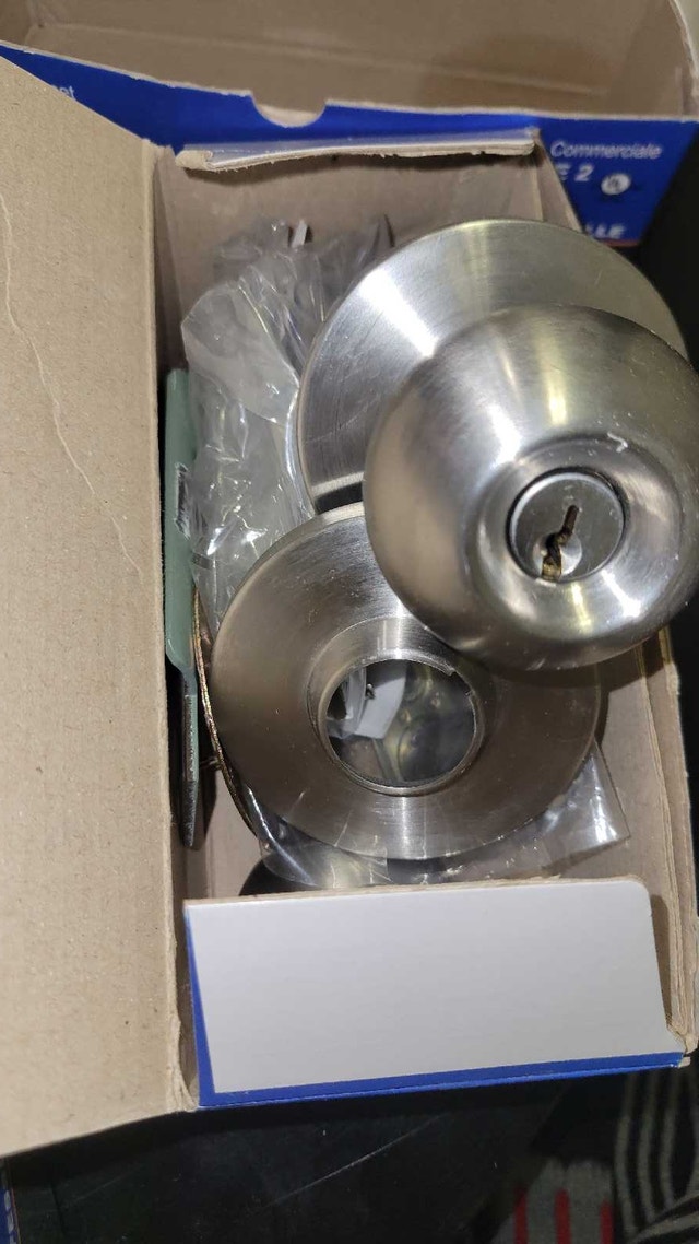 Used Door Knob Locksets - Mixed Quantity - photo 4