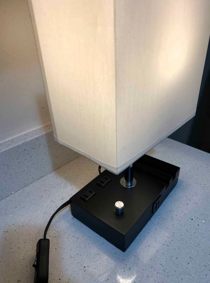 Table Lamp - photo 3
