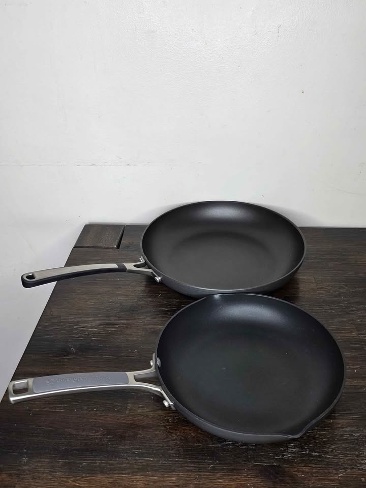 2 Calphalon Chef's Pans - 8" - photo 2