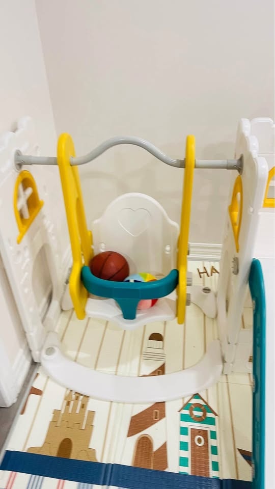 Brand new Toddler Slide and Swing Set with Basketball Hoop, tele - photo 2