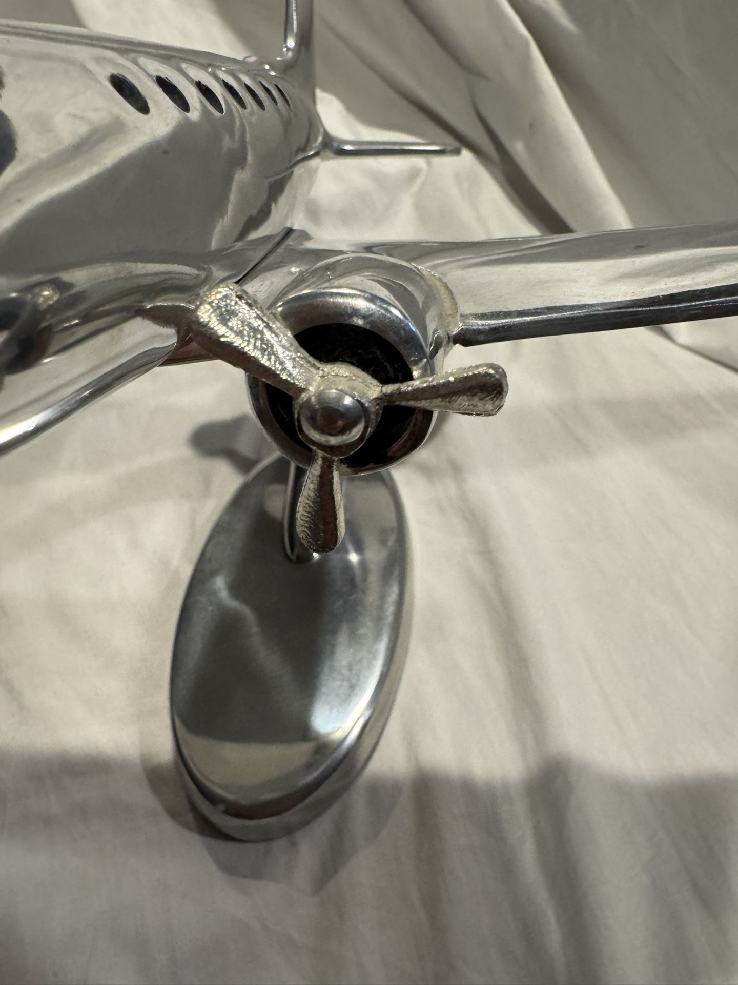 Aluminum DC-3 Plane Collectible - photo 5