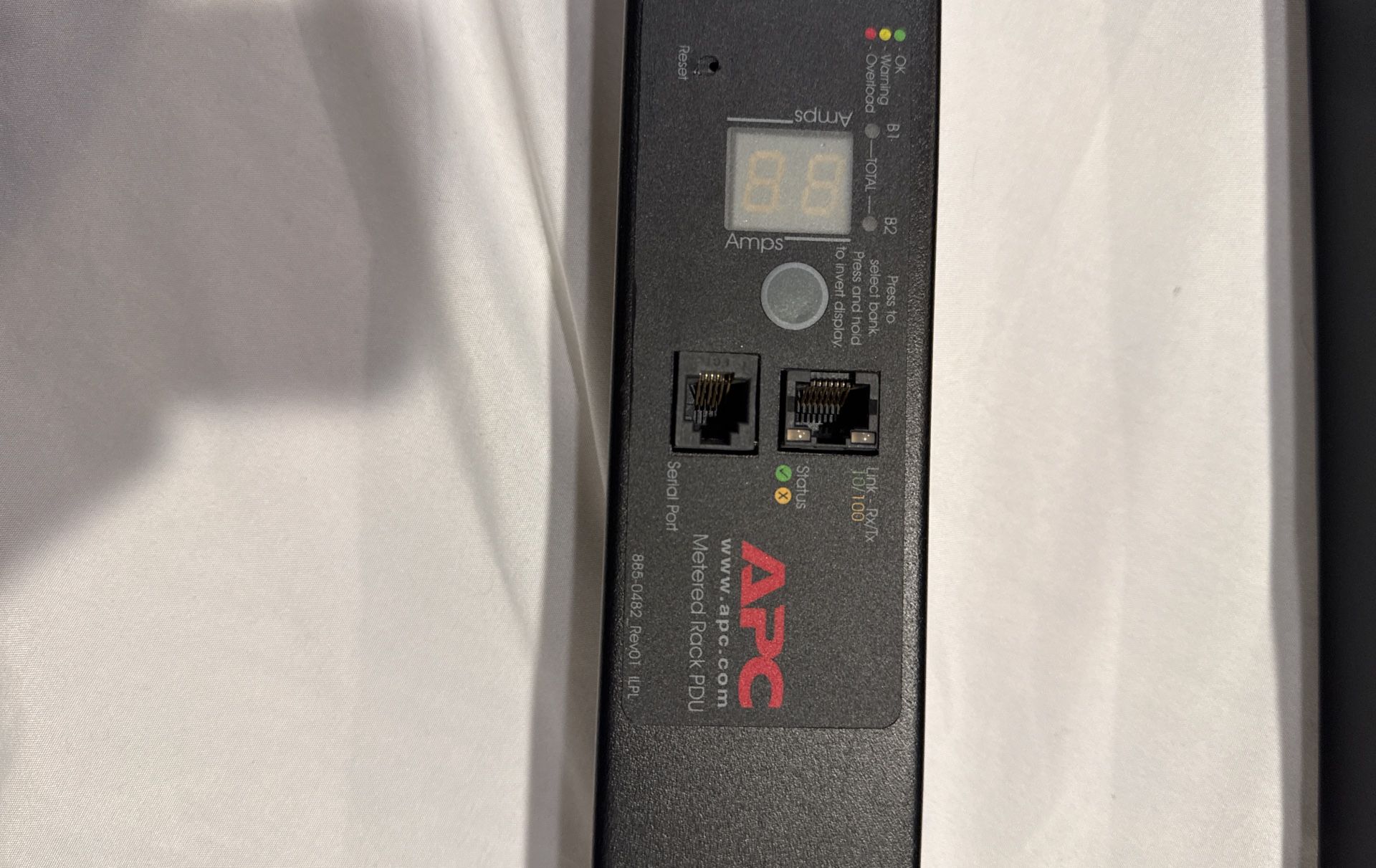 APC Metered Rack PDU Model AP7841